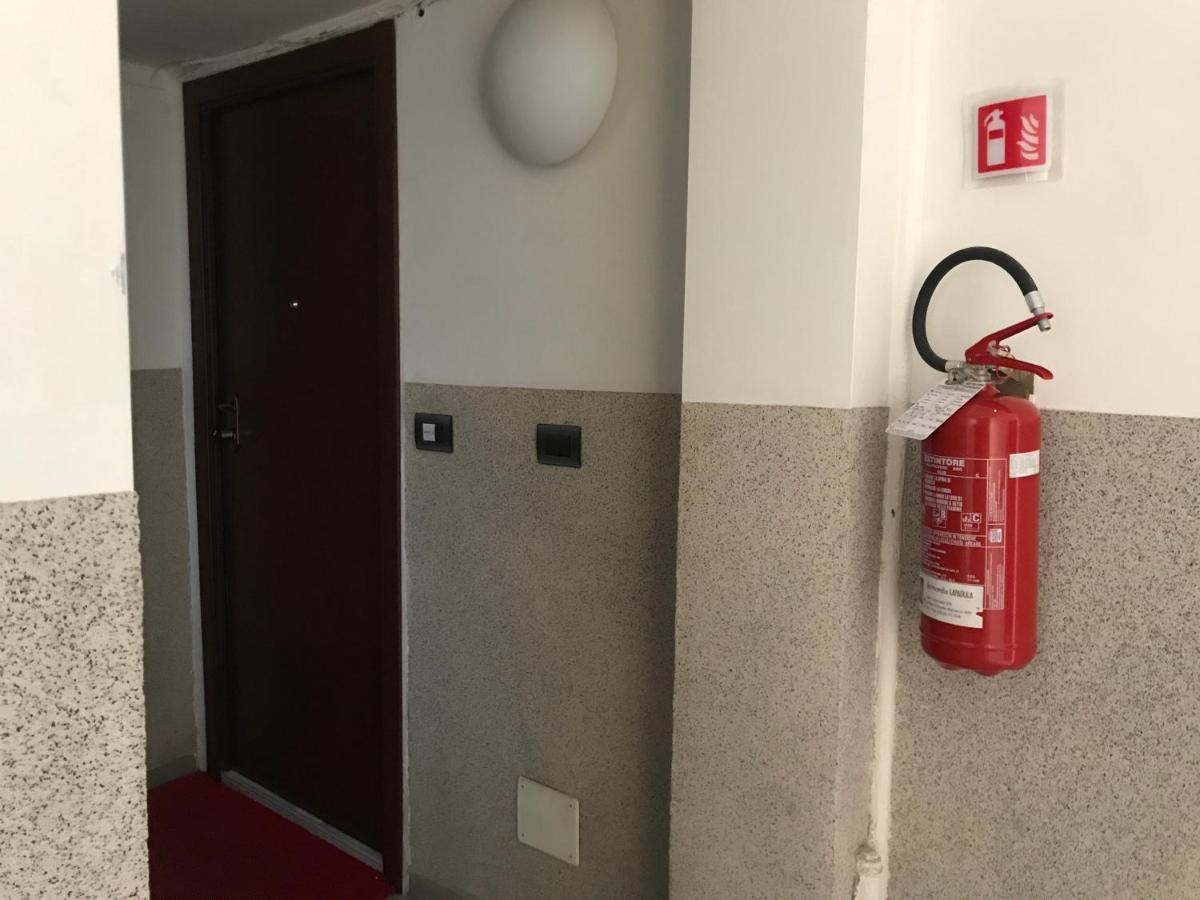 Appartement Studio 18 à Milan Extérieur photo