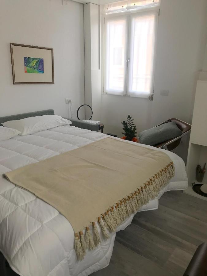 Appartement Studio 18 à Milan Extérieur photo