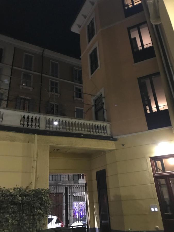 Appartement Studio 18 à Milan Extérieur photo